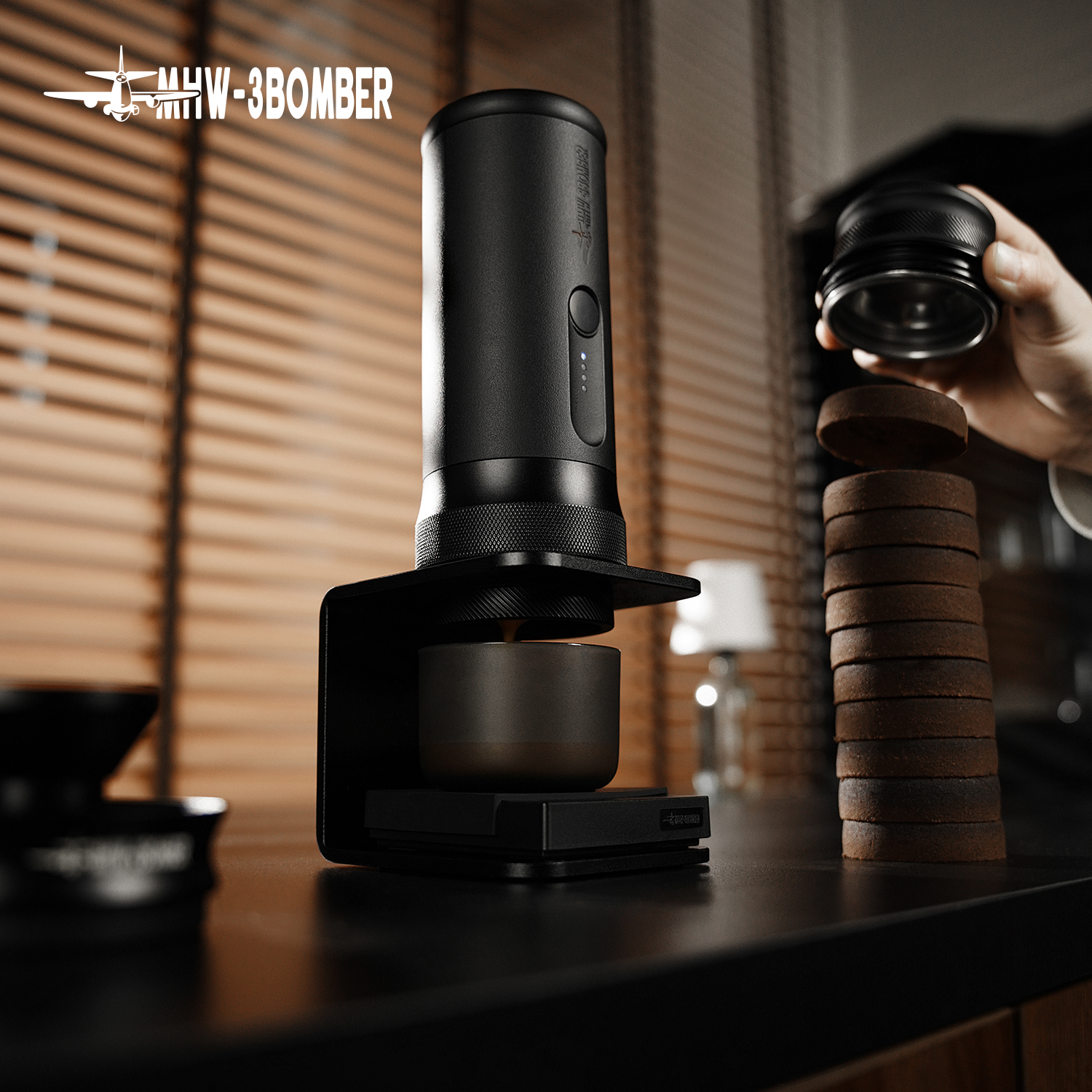 MHW-3BOMBER X-press58 Espresso - Travel Accessories Set avaliação e preço