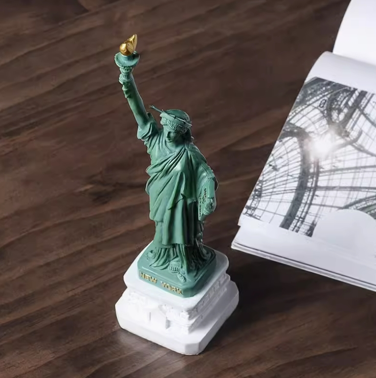 New York Statue of Liberty Mod - Travel Accessories New York avaliação e preço